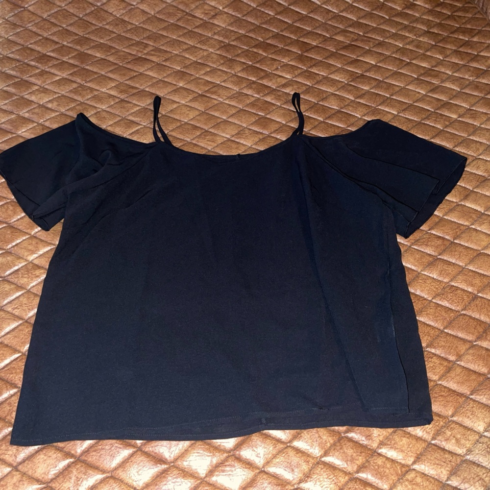 3 blouses - Picture 2 of 3